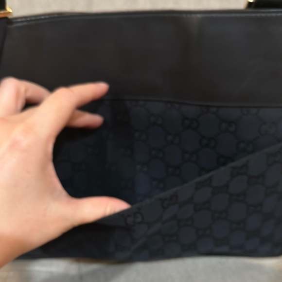 Gucci Bag - Picture 8 of 15